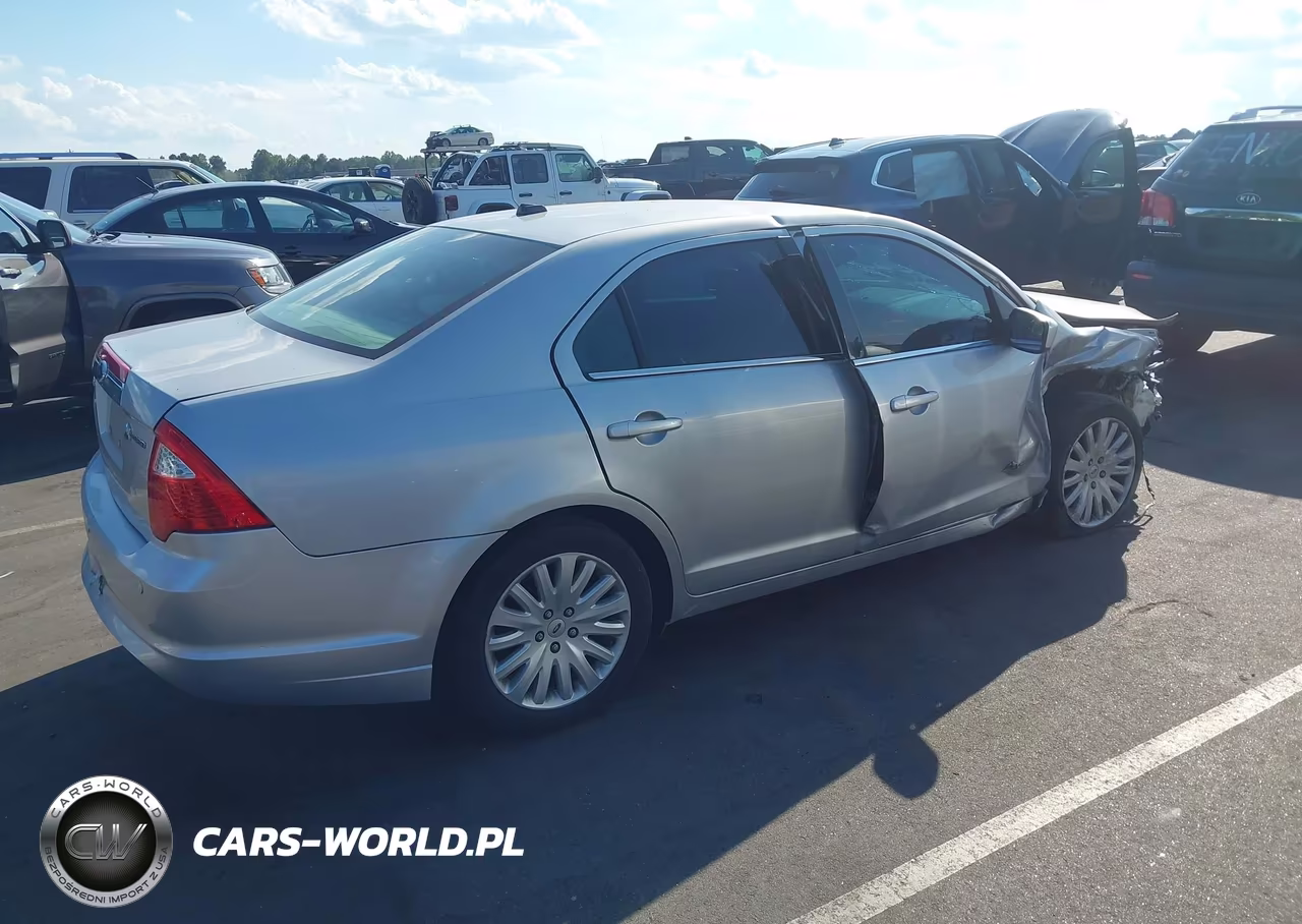 2010 Ford Fusion Hybrid VIN:3FADP0L33AR171285 - 4