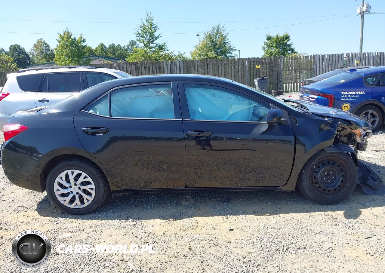 2017 Toyota Corolla Le VIN:2T1BURHE8HC935608 - 14