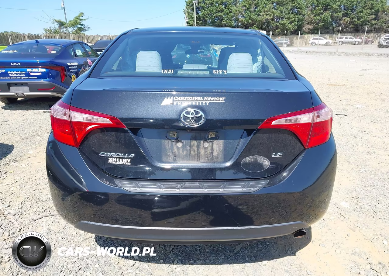 2017 Toyota Corolla Le VIN:2T1BURHE8HC935608 - 17