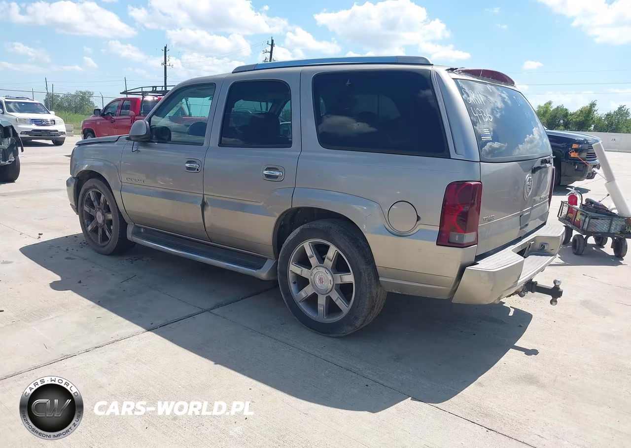 2002 Cadillac Escalade Standard VIN:1GYEC63T22R114936 - 3