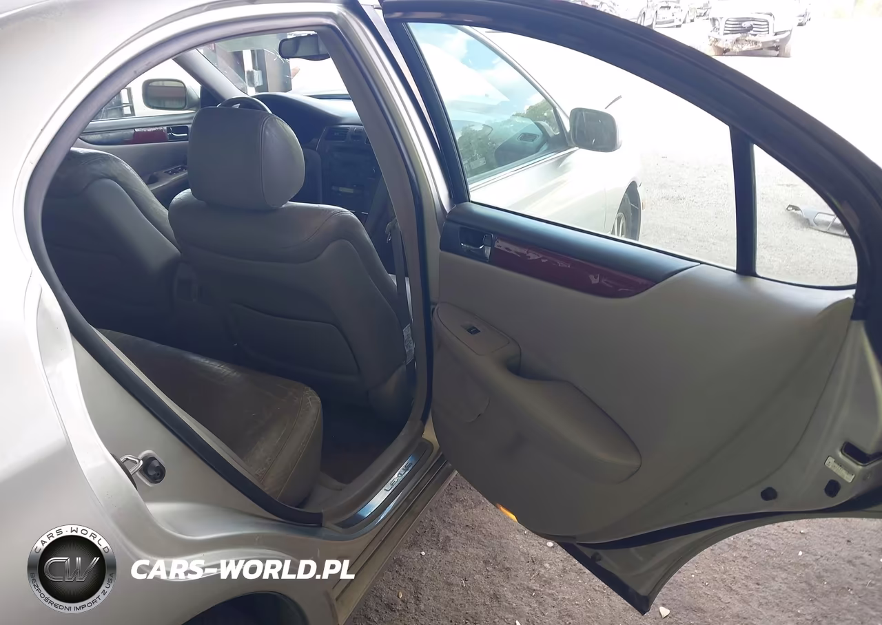 2003 Lexus Es 300 VIN:JTHBF30G235041631 - 8