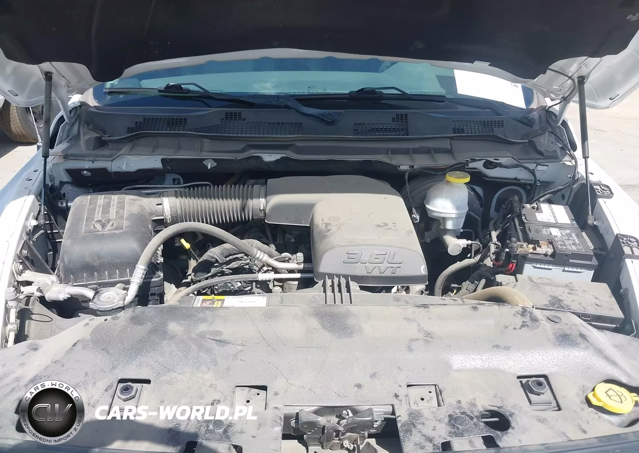 2018 Ram 1500 Tradesman 4X2 5'7 Box VIN:1C6RR6KG8JS303616 - 10