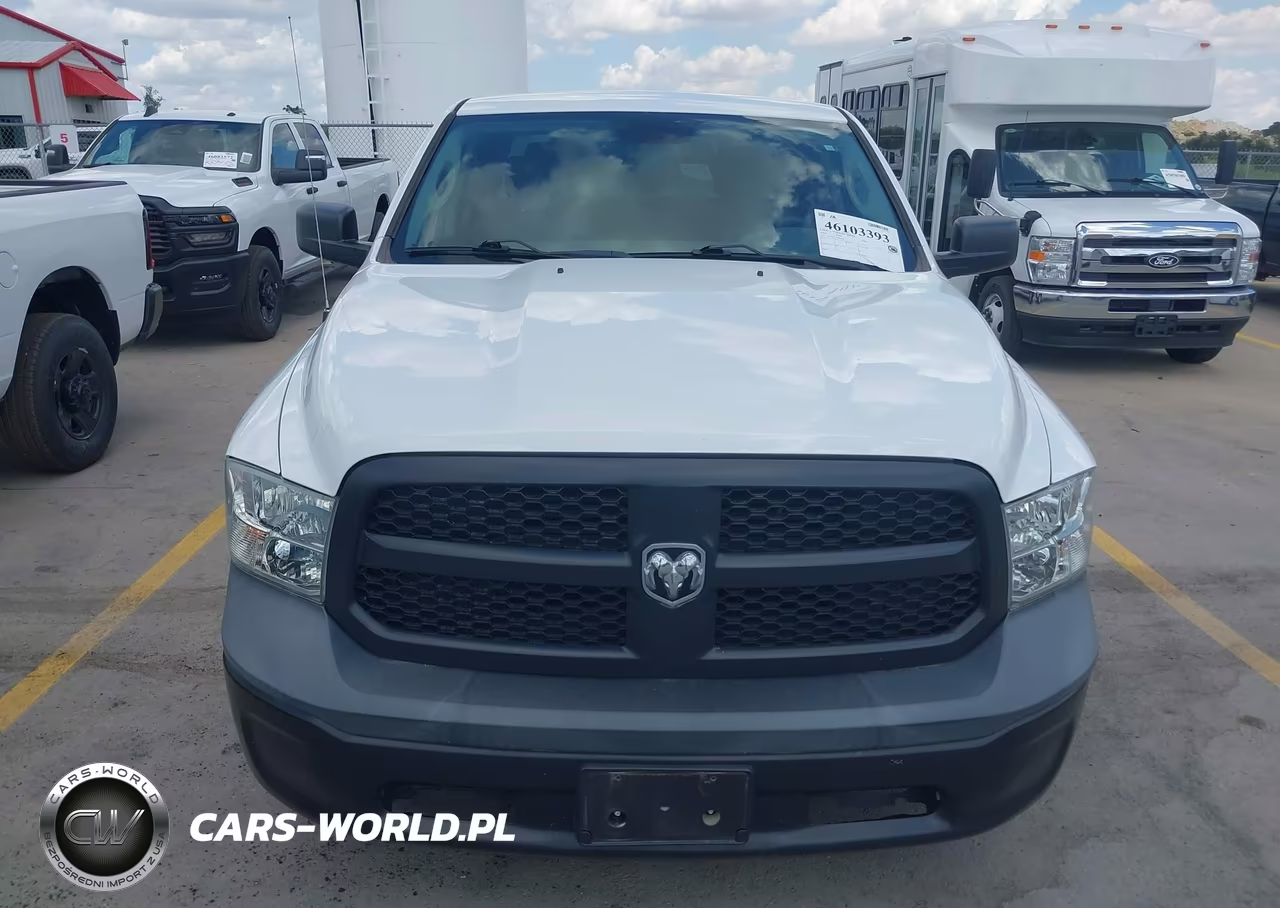 2018 Ram 1500 Tradesman 4X2 5'7 Box VIN:1C6RR6KG8JS303616 - 12