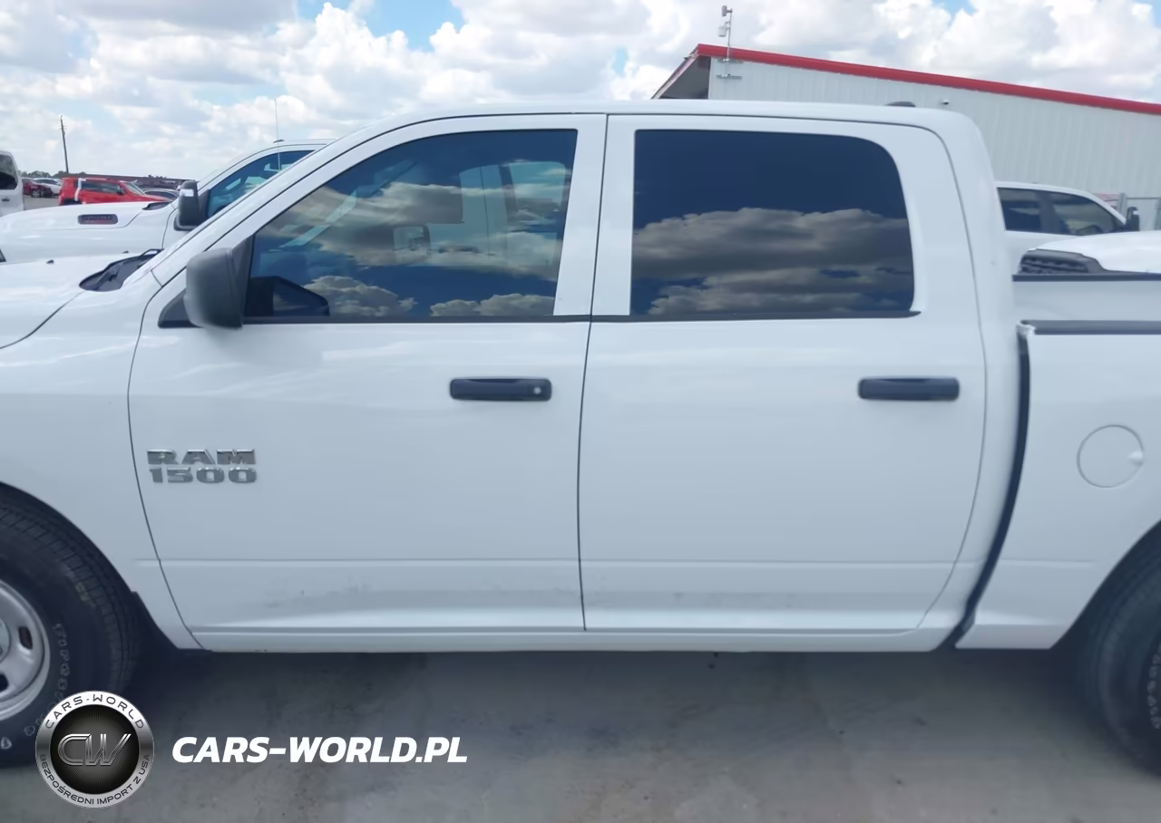2018 Ram 1500 Tradesman 4X2 5'7 Box VIN:1C6RR6KG8JS303616 - 14