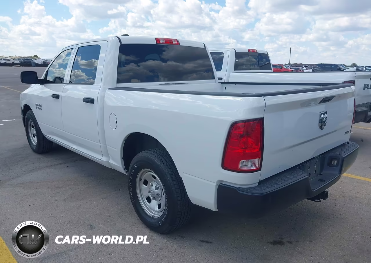 2018 Ram 1500 Tradesman 4X2 5'7 Box VIN:1C6RR6KG8JS303616 - 3