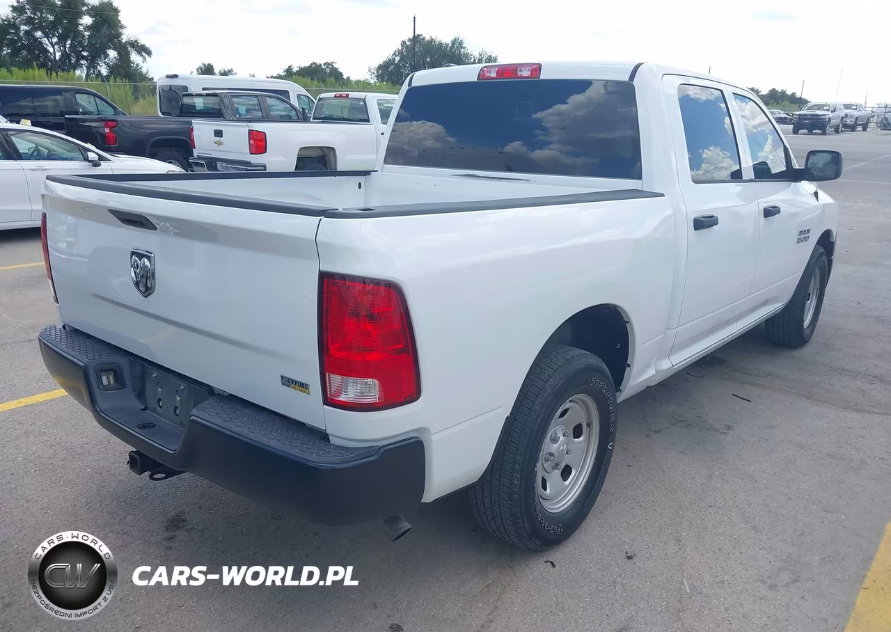 2018 Ram 1500 Tradesman 4X2 5'7 Box VIN:1C6RR6KG8JS303616 - 4