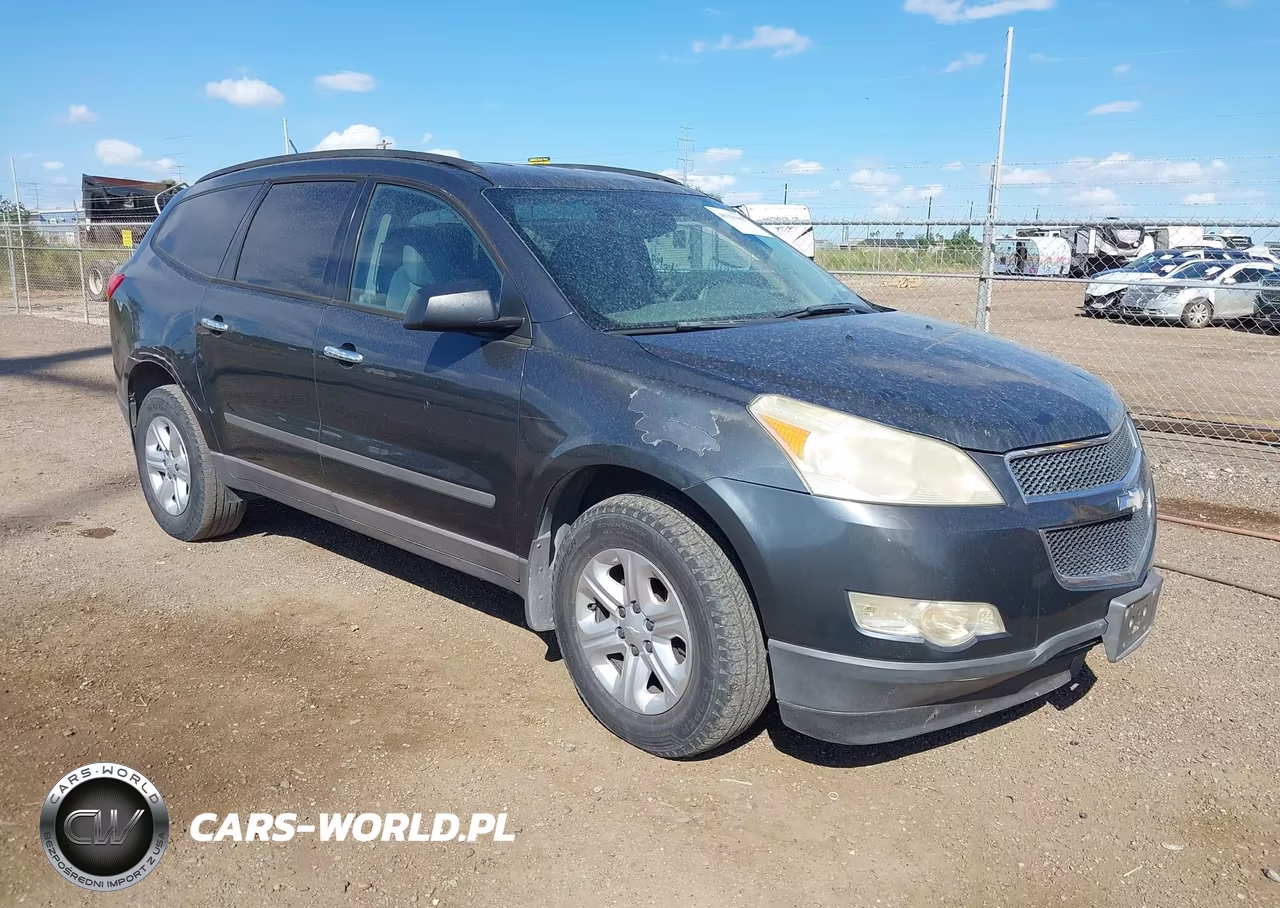 2011 Chevrolet Traverse Ls VIN:1GNKRFEDXBJ111740 - 1