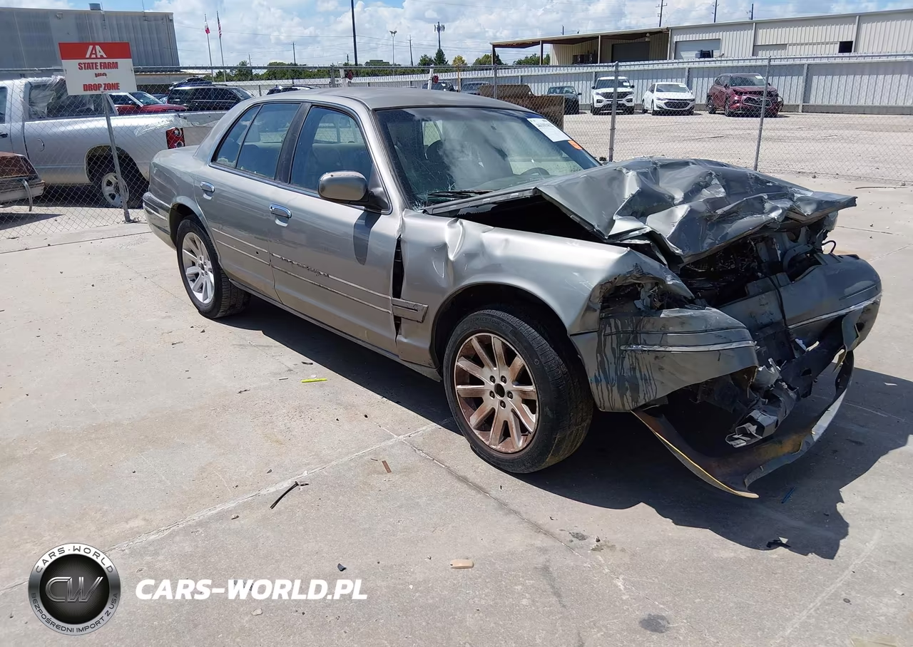 2000 Ford Crown Victoria