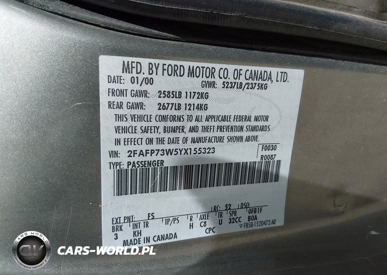 2000 Ford Crown Victoria VIN:2FAFP73W5YX155323 - 9