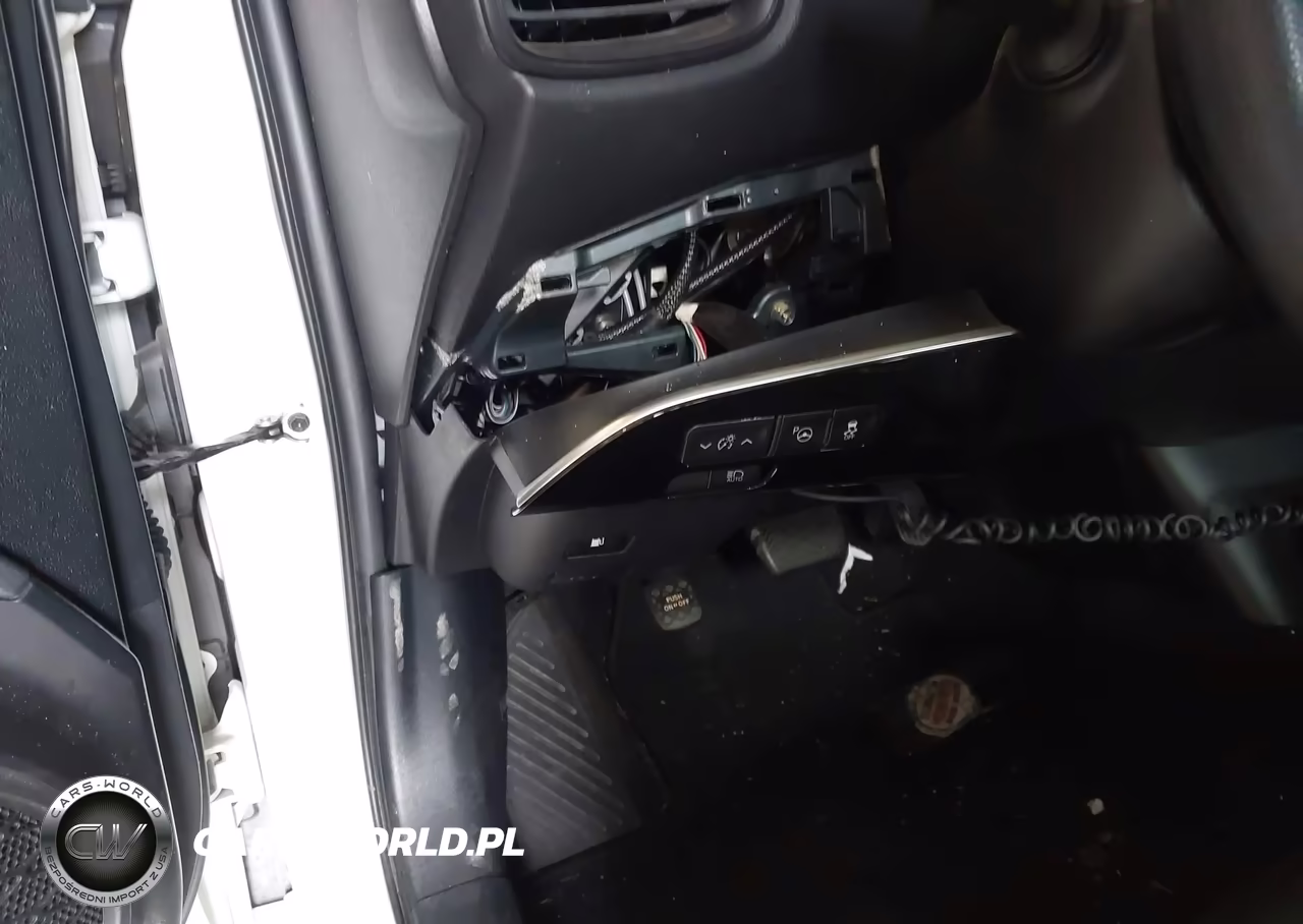 2017 Toyota Prius Two VIN:JTDKBRFU2H3046392 - 18