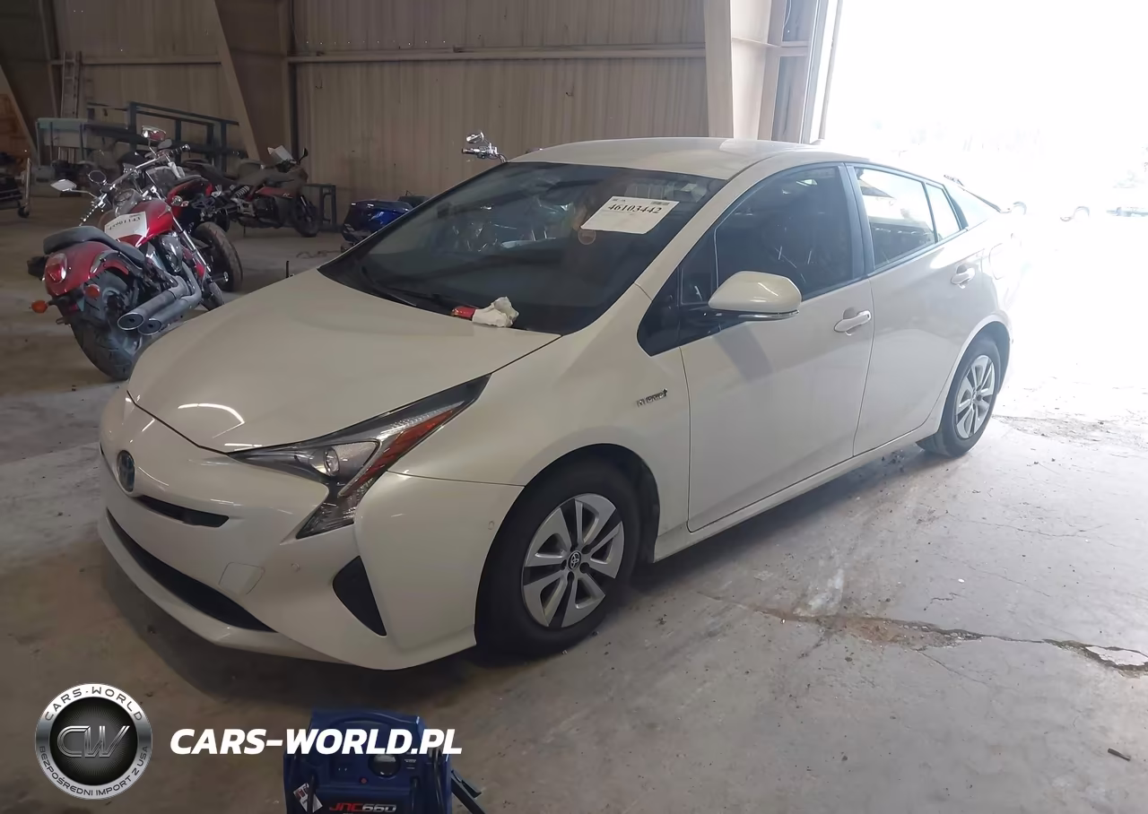 2017 Toyota Prius Two VIN:JTDKBRFU2H3046392 - 2