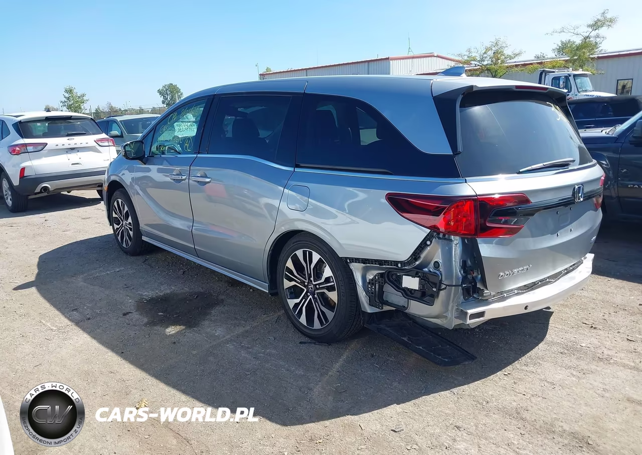 2026 Honda Odyssey Elite VIN:5FNRL6H91TB053610 - 3