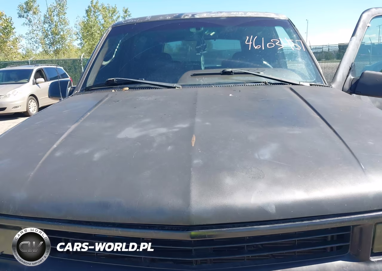 1996 Chevrolet Tahoe K1500 VIN:3GNEK18RXTG135924 - 10