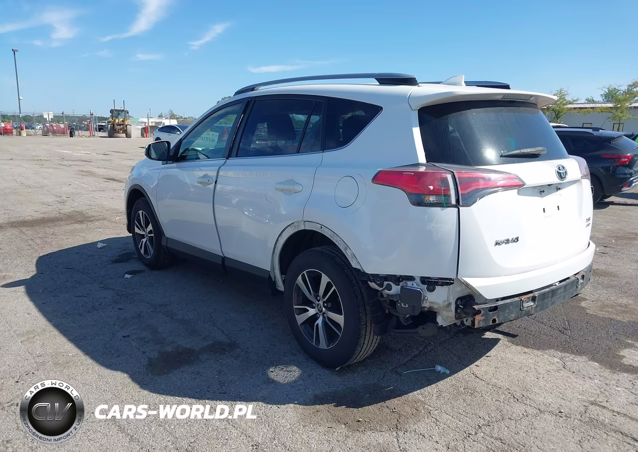 2017 Toyota Rav4 Xle VIN:JTMRFREV5HD209057 - 3