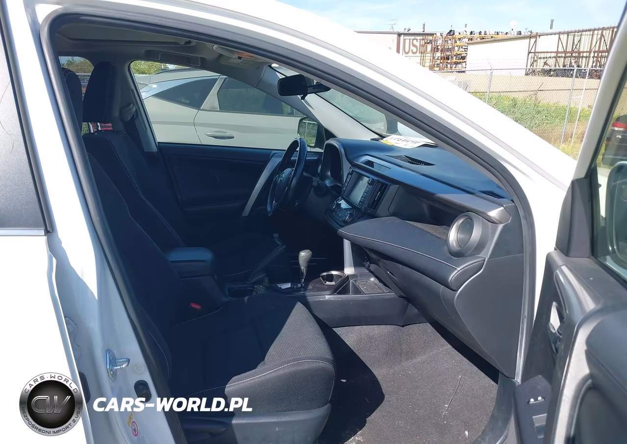 2017 Toyota Rav4 Xle VIN:JTMRFREV5HD209057 - 5