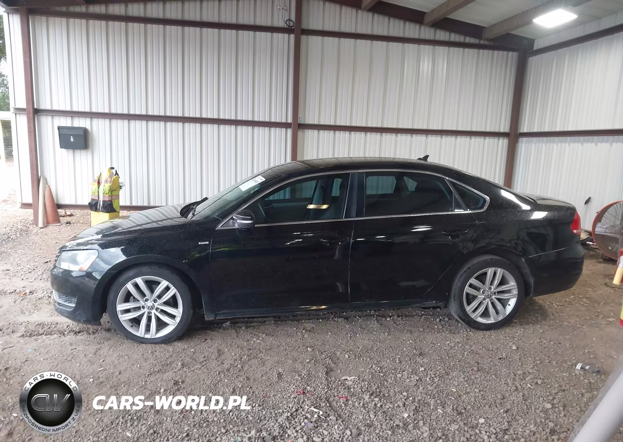 2014 Volkswagen Passat 1.8T Wolfsburg Edition VIN:1VWAT7A31EC037882 - 14