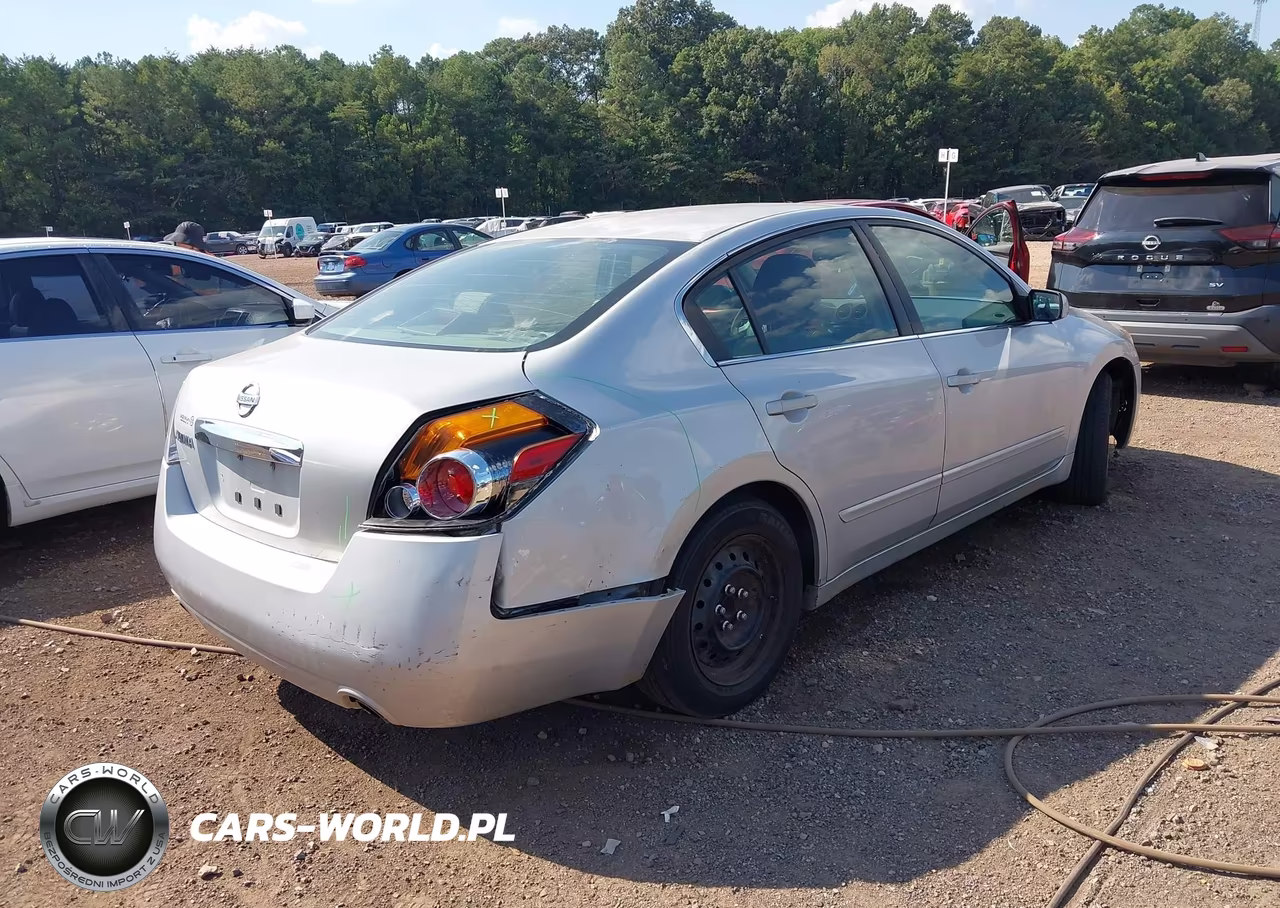 2011 Nissan Altima 2.5 VIN:1N4AL2AP1BN426732 - 4