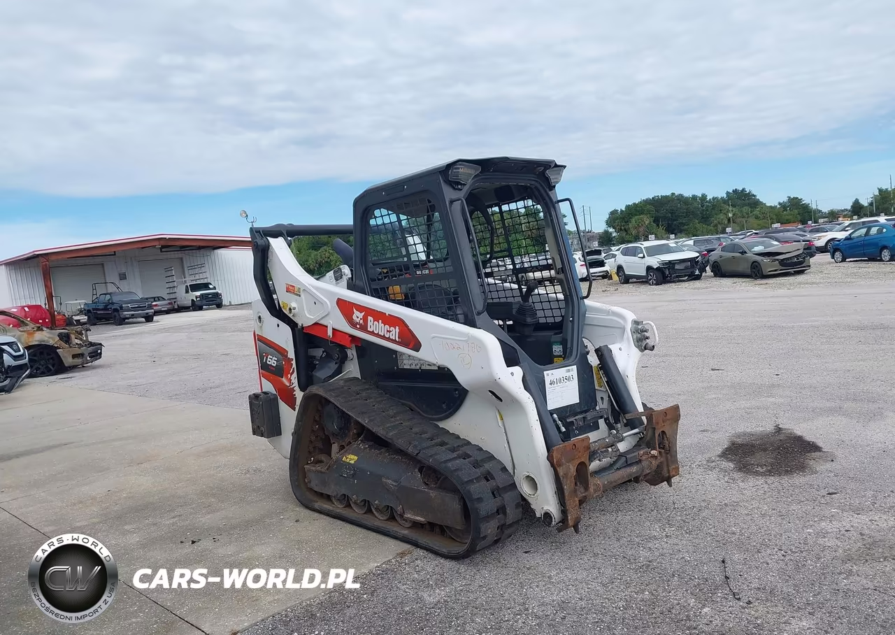 2022 Bobcat T66 Compact Track Loader
