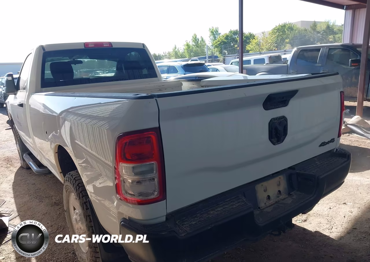 2023 Ram 2500 Tradesman 4X4 8' Box VIN:3C6MR5AJ3PG566999 - 3