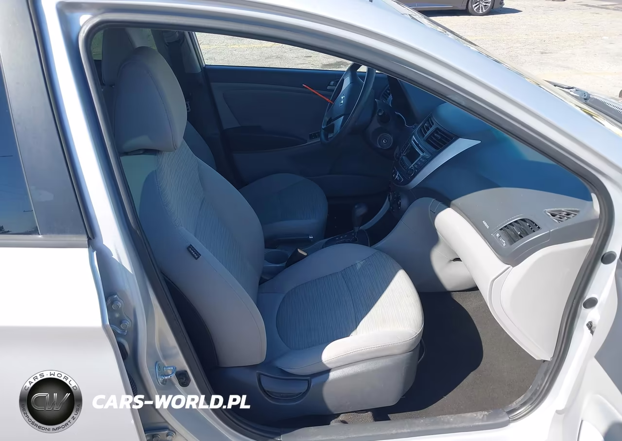 2015 Hyundai Accent Gls VIN:KMHCT4AE6FU929032 - 5