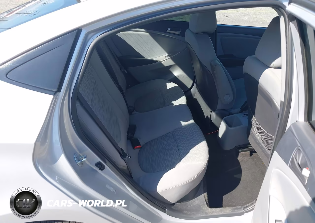 2015 Hyundai Accent Gls VIN:KMHCT4AE6FU929032 - 8