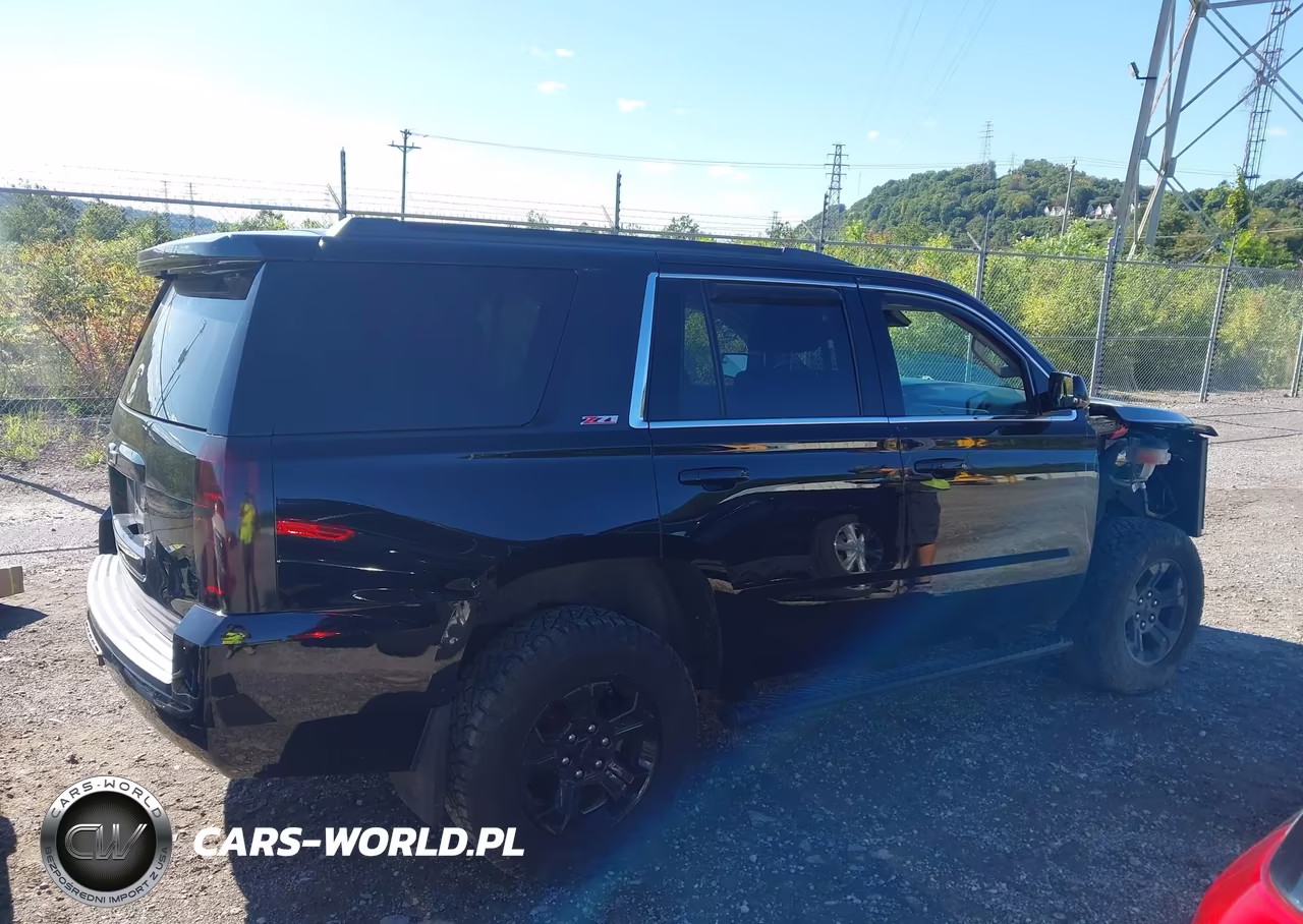 2017 Chevrolet Tahoe Lt VIN:1GNSKBKC6HR239489 - 14