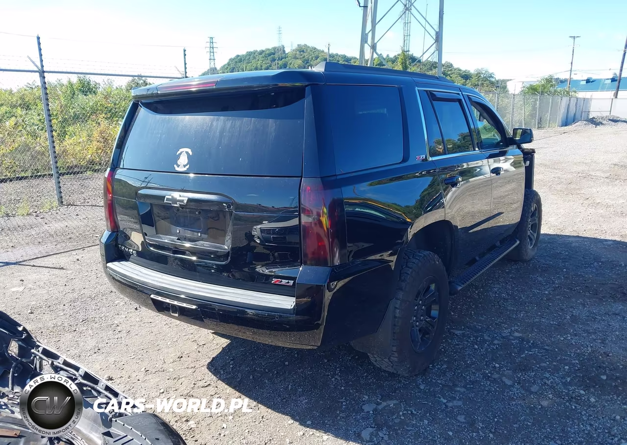 2017 Chevrolet Tahoe Lt VIN:1GNSKBKC6HR239489 - 4