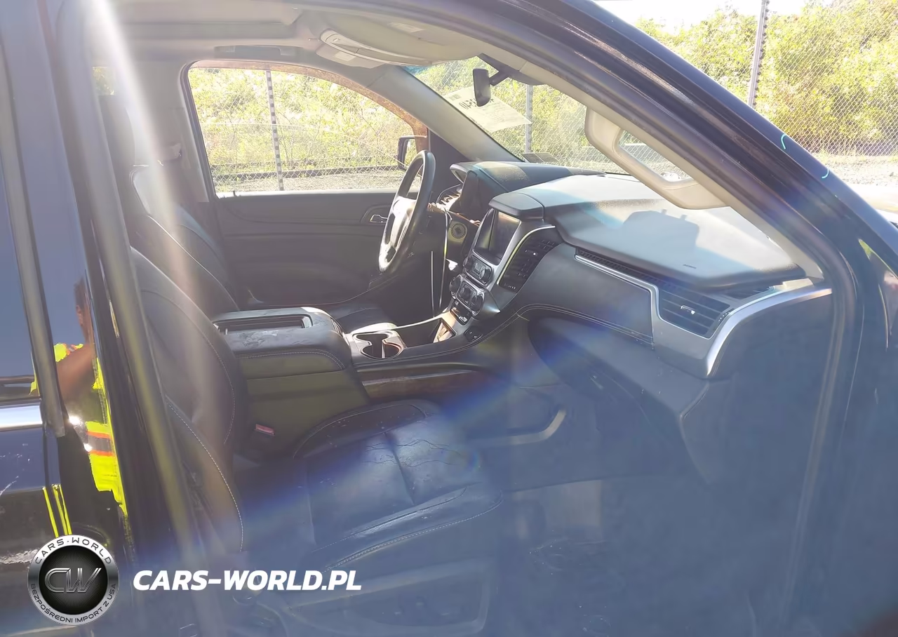 2017 Chevrolet Tahoe Lt VIN:1GNSKBKC6HR239489 - 5