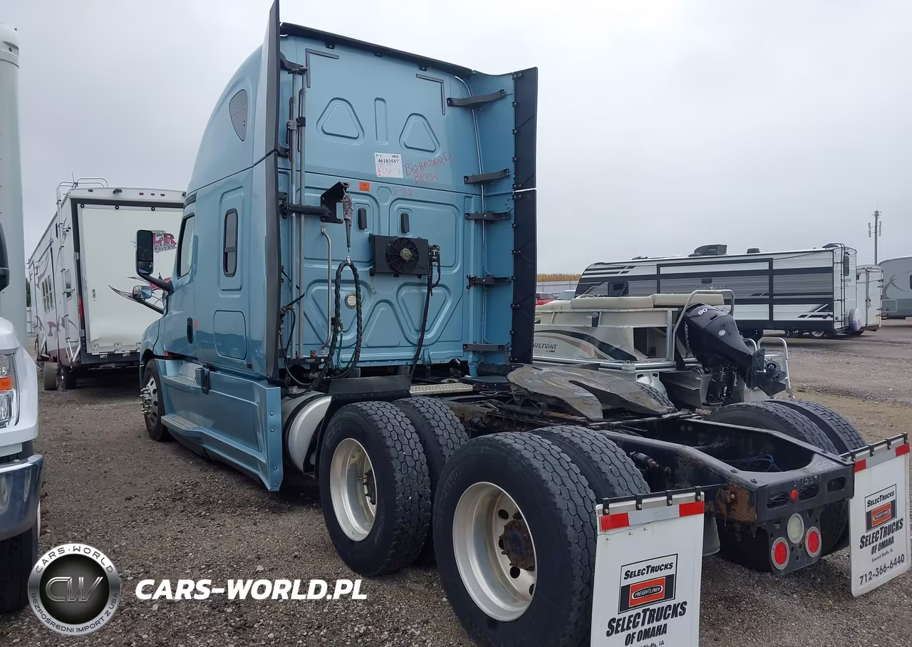 2018 Freightliner New Cascadia 126 VIN:3AKJHHDR9JSJZ2133 - 3