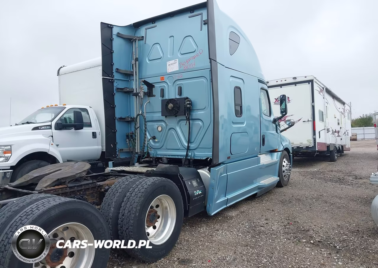 2018 Freightliner New Cascadia 126 VIN:3AKJHHDR9JSJZ2133 - 4