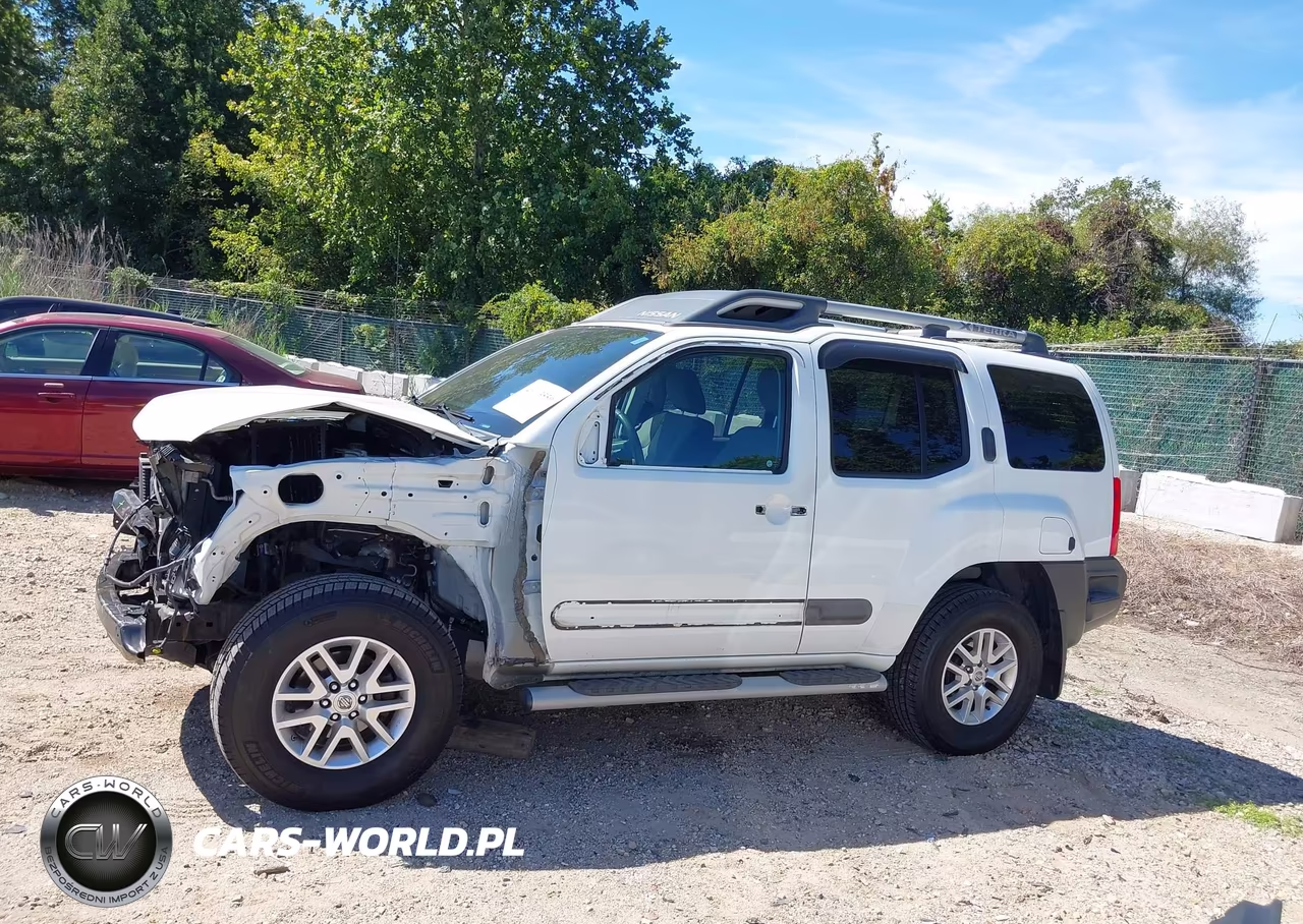 2015 Nissan Xterra S VIN:5N1AN0NW5FN658083 - 14