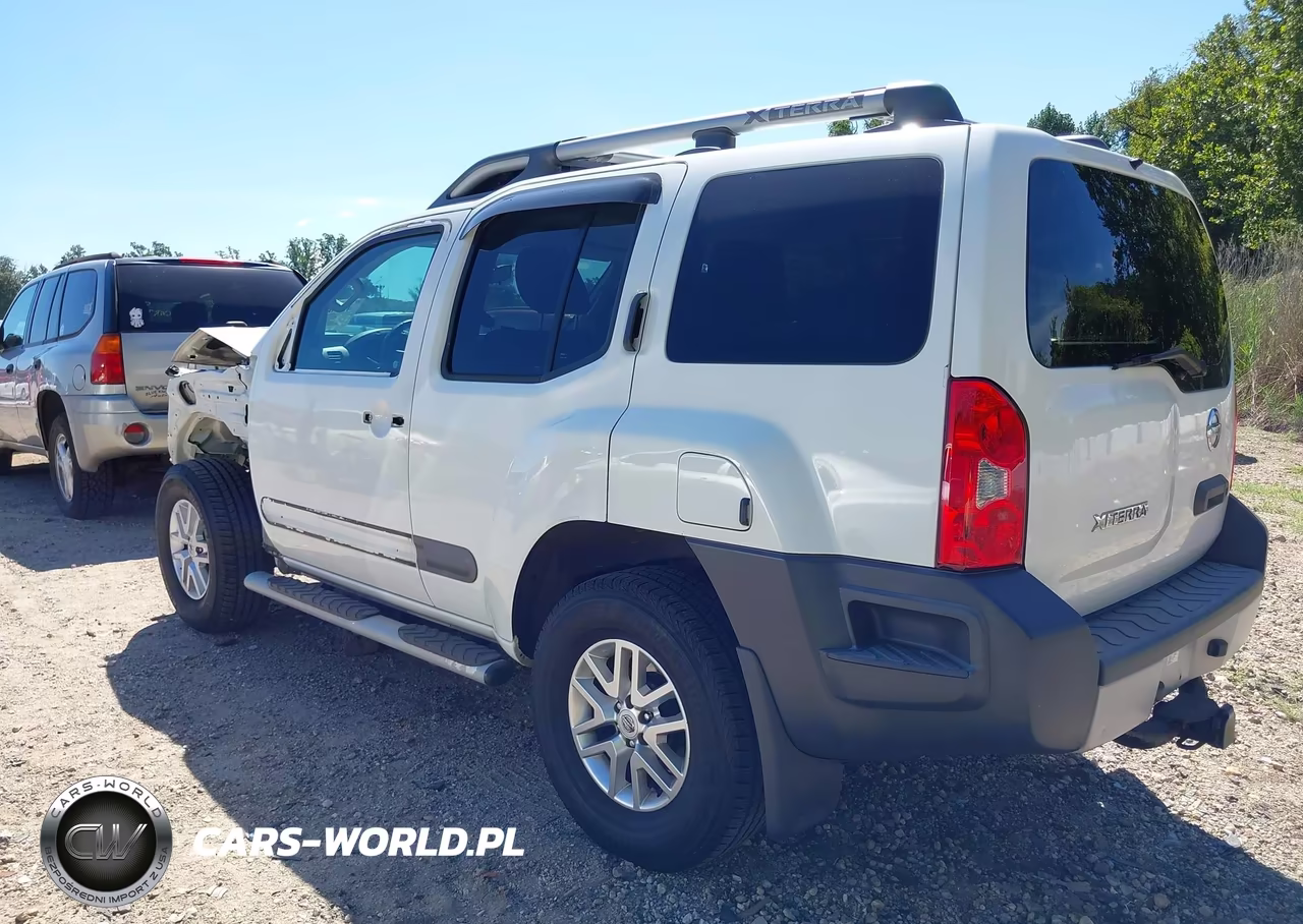 2015 Nissan Xterra S VIN:5N1AN0NW5FN658083 - 3