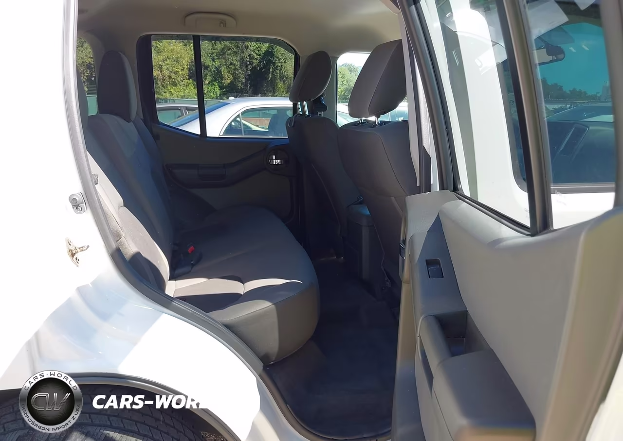 2015 Nissan Xterra S VIN:5N1AN0NW5FN658083 - 8