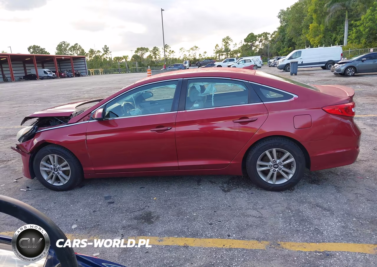 2016 Hyundai Sonata VIN:5NPE24AF0GH407162 - 14