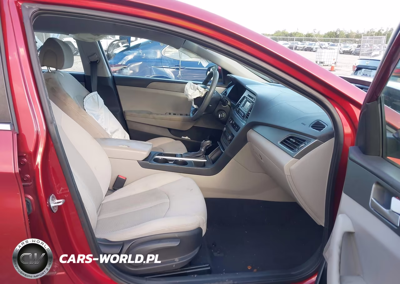 2016 Hyundai Sonata VIN:5NPE24AF0GH407162 - 5