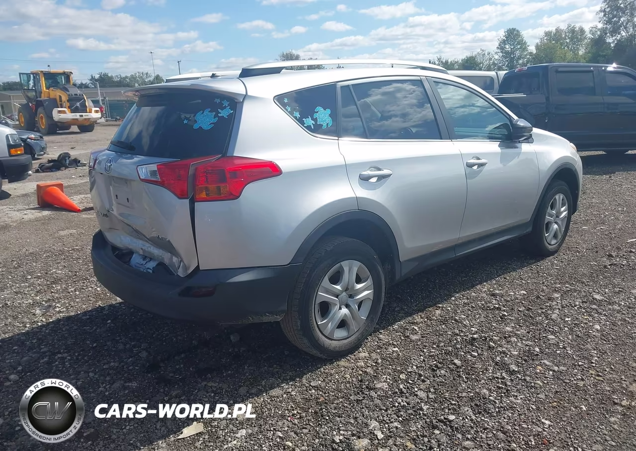 2015 Toyota Rav4 Le VIN:2T3ZFREV1FW214790 - 4