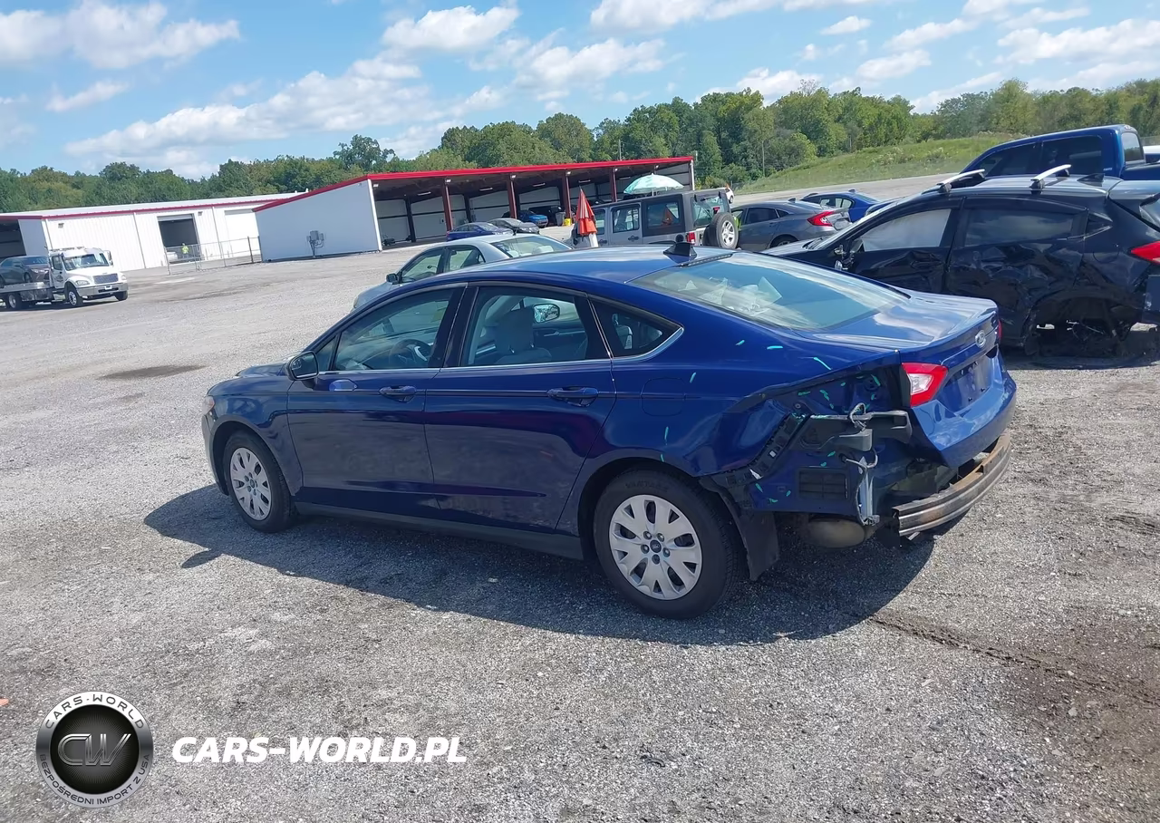 2013 Ford Fusion S VIN:3FA6P0G70DR338521 - 14