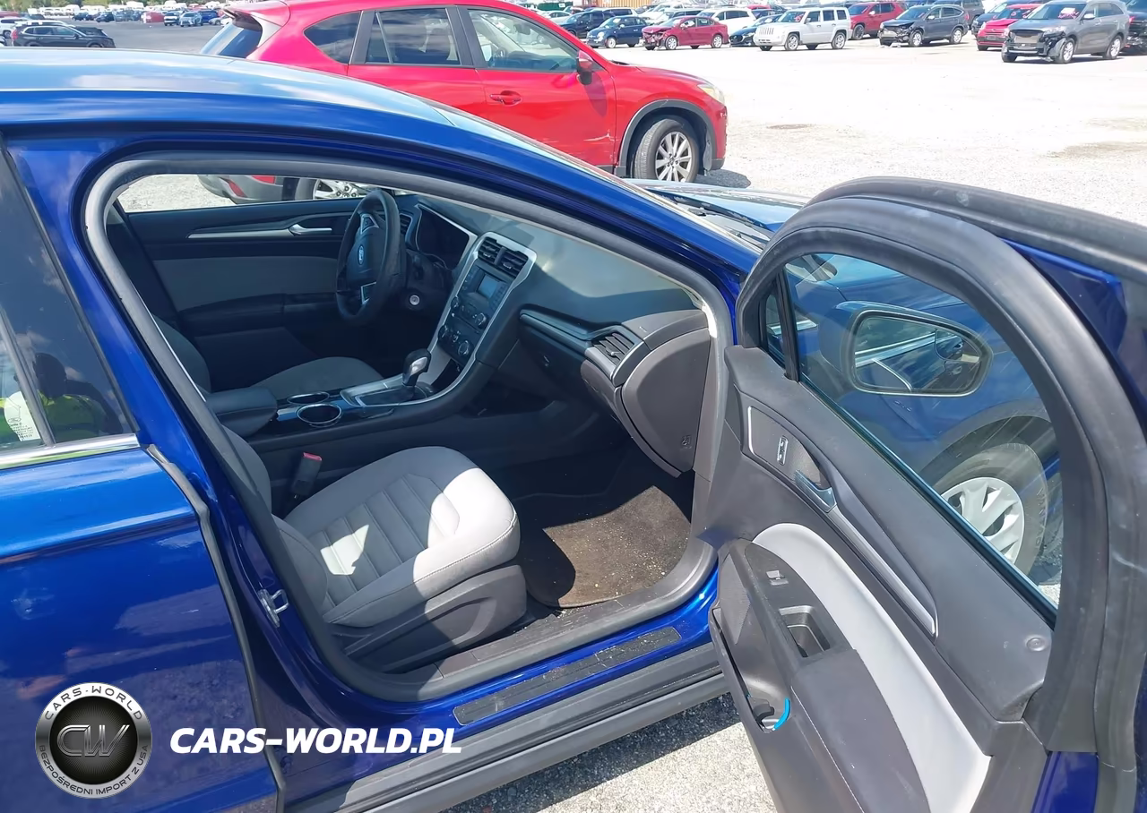 2013 Ford Fusion S VIN:3FA6P0G70DR338521 - 5
