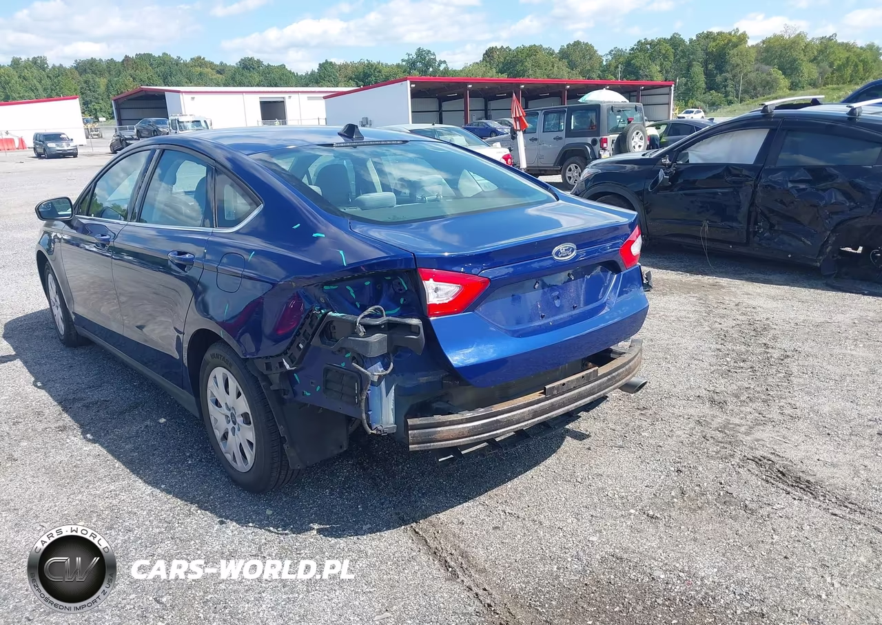 2013 Ford Fusion S VIN:3FA6P0G70DR338521 - 6