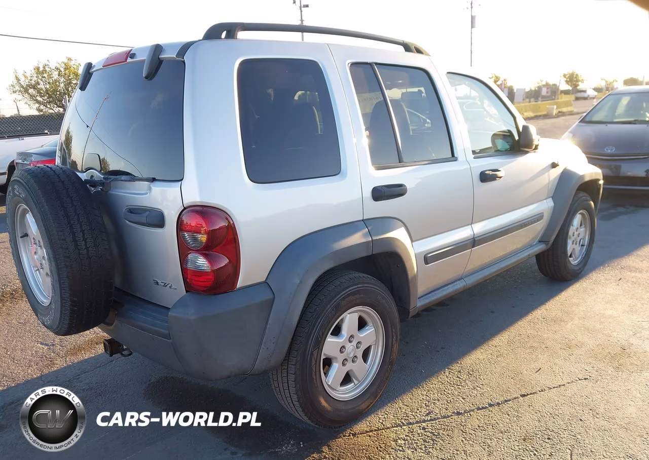 2007 Jeep Liberty Sport VIN:1J4GL48K37W708540 - 4
