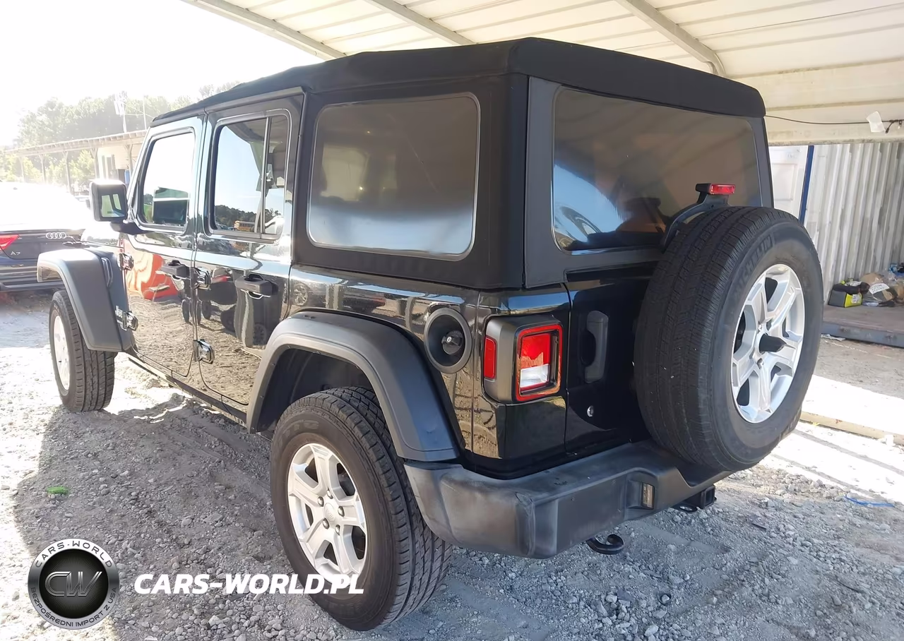 2019 Jeep Wrangler Unlimited Sport S 4X4 VIN:1C4HJXDG7KW512273 - 3