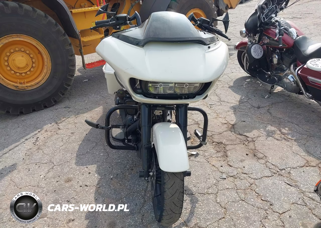 2018 Harley-Davidson Fltrxs Road Glide Special VIN:1HD1KTC17JB678074 - 5