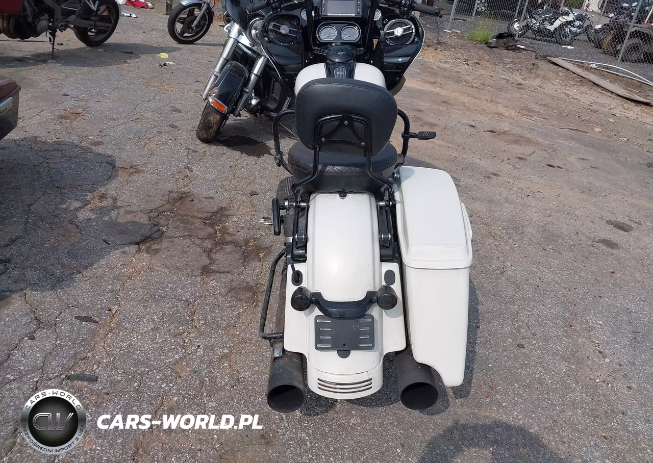 2018 Harley-Davidson Fltrxs Road Glide Special VIN:1HD1KTC17JB678074 - 6