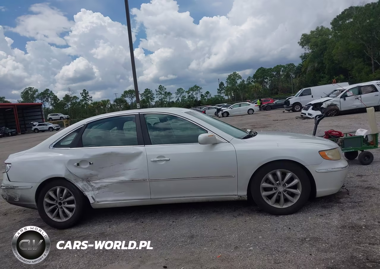 2007 Hyundai Azera Limited-Se VIN:KMHFC46F87A206395 - 13