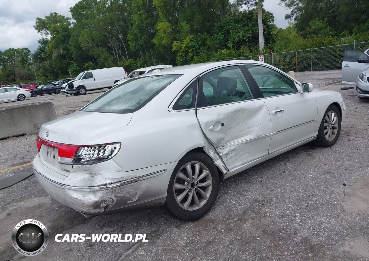 2007 Hyundai Azera Limited-Se VIN:KMHFC46F87A206395 - 4