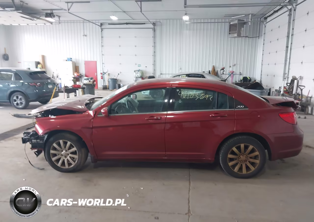 2011 Chrysler 200 Touring VIN:1C3BC1FBXBN575988 - 15