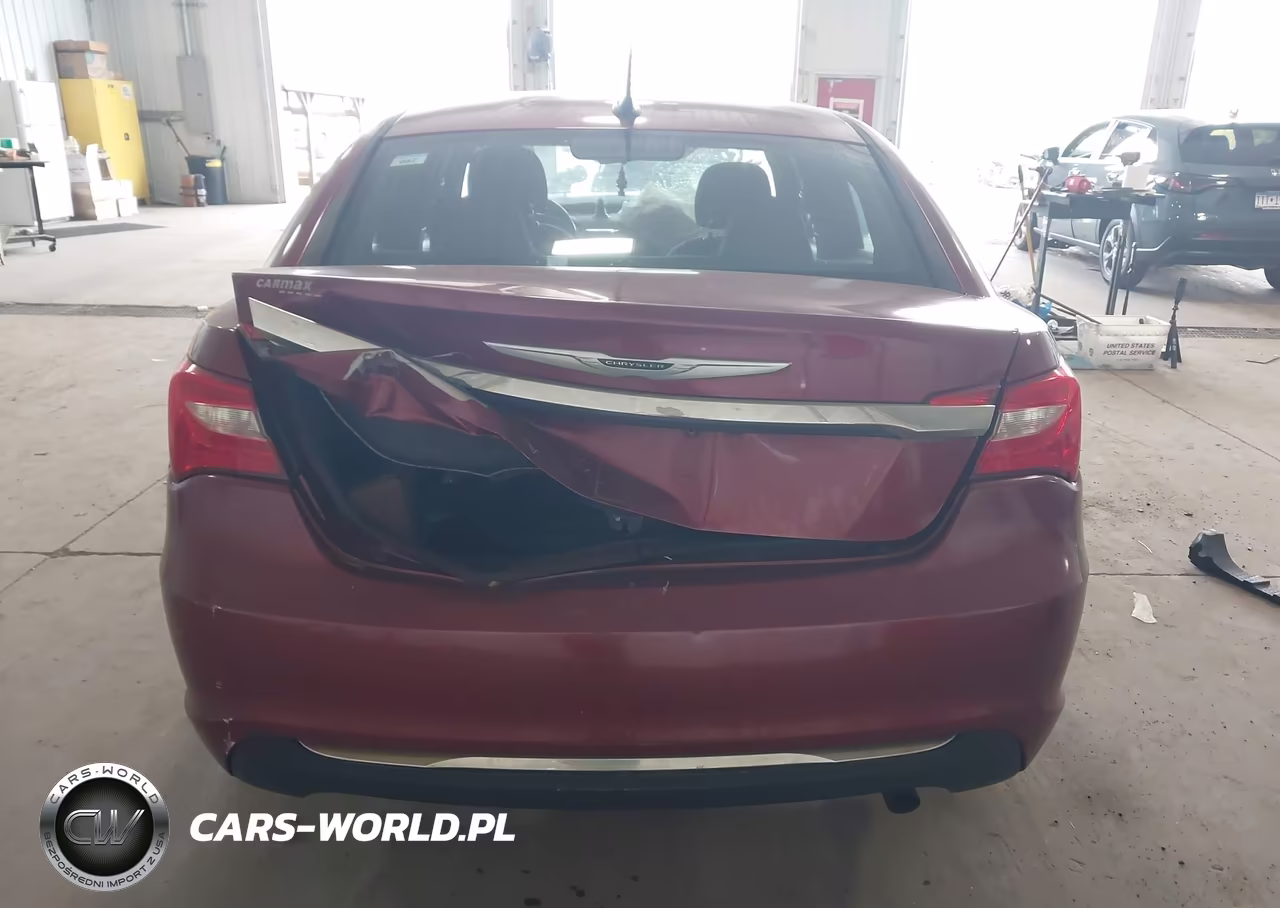 2011 Chrysler 200 Touring VIN:1C3BC1FBXBN575988 - 17