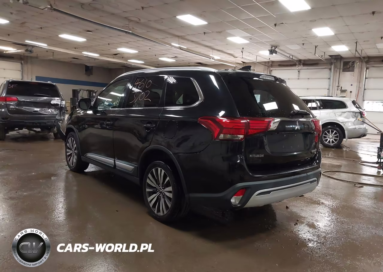2019 Mitsubishi Outlander Sel VIN:JA4AZ3A3XKZ039191 - 3