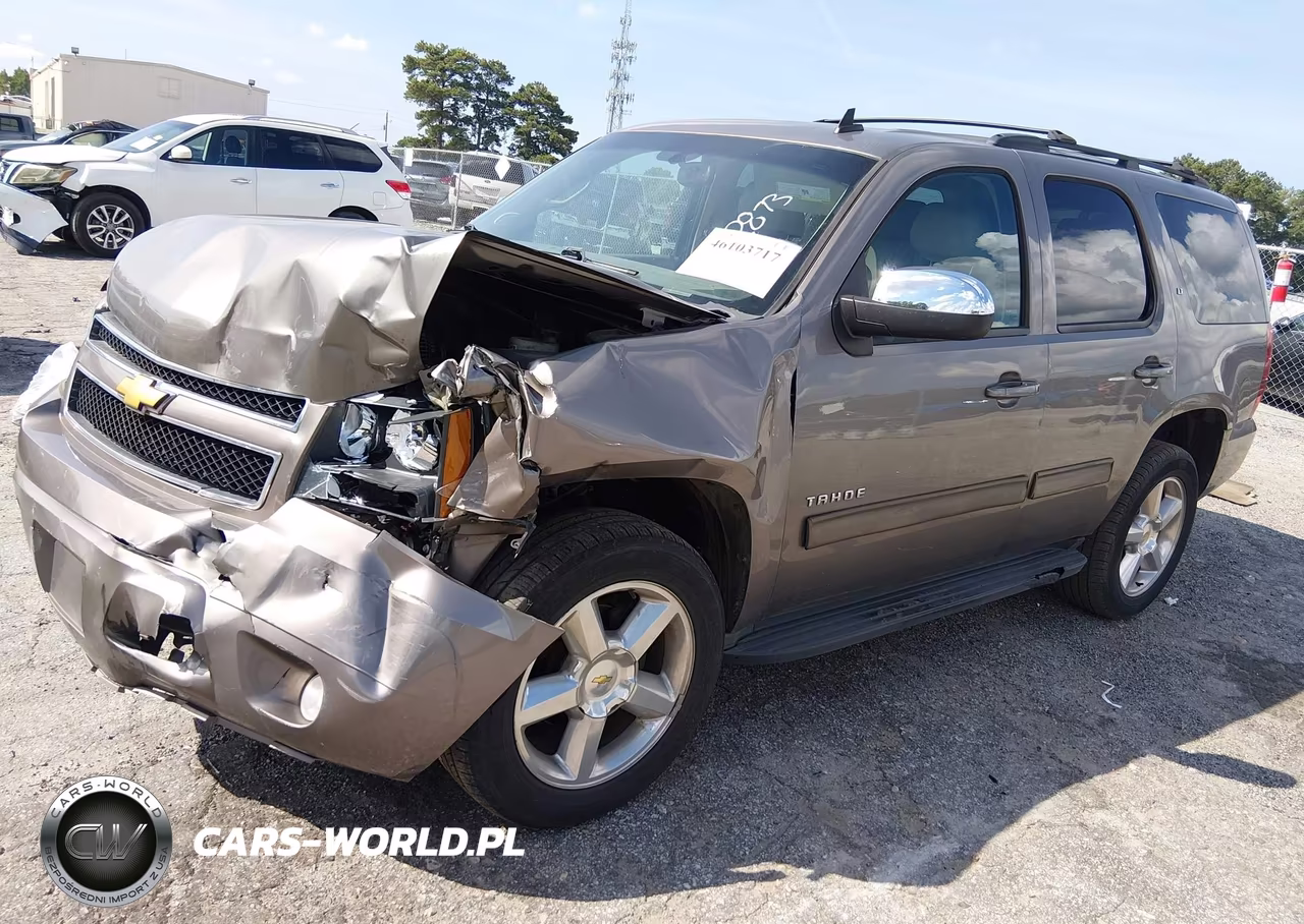2013 Chevrolet Tahoe Lt VIN:1GNSCBE00DR148128 - 2