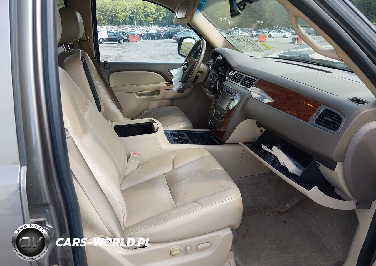 2013 Chevrolet Tahoe Lt VIN:1GNSCBE00DR148128 - 5